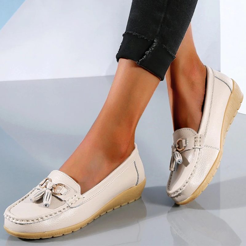 Comely Tassel Loafers