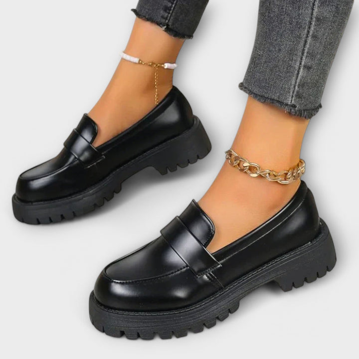 Elaria Comfort Loafers