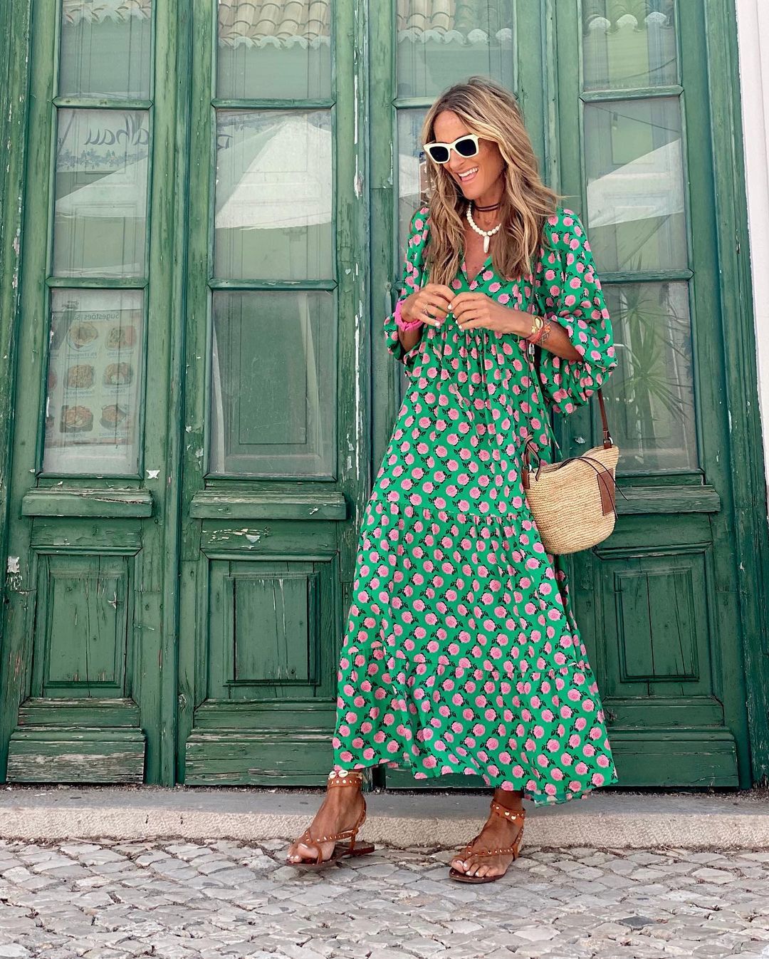 Vera | V-Neck Flowy Spring Dress